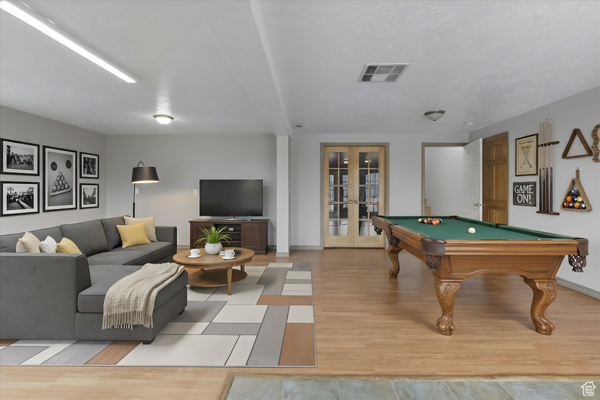 SUNSET HILLS SUB - Residential