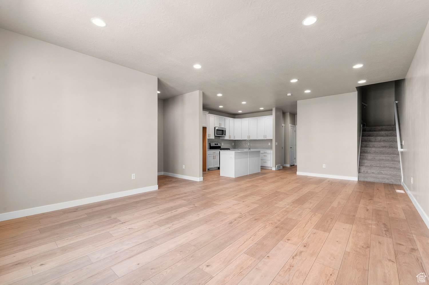 DRY CREEK HIGHLANDS TOWNS 175 - Residential