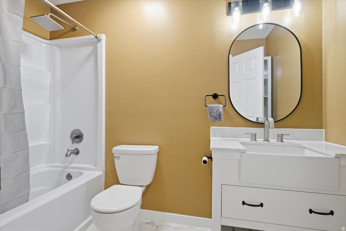 COPPER COVE - Residential Income