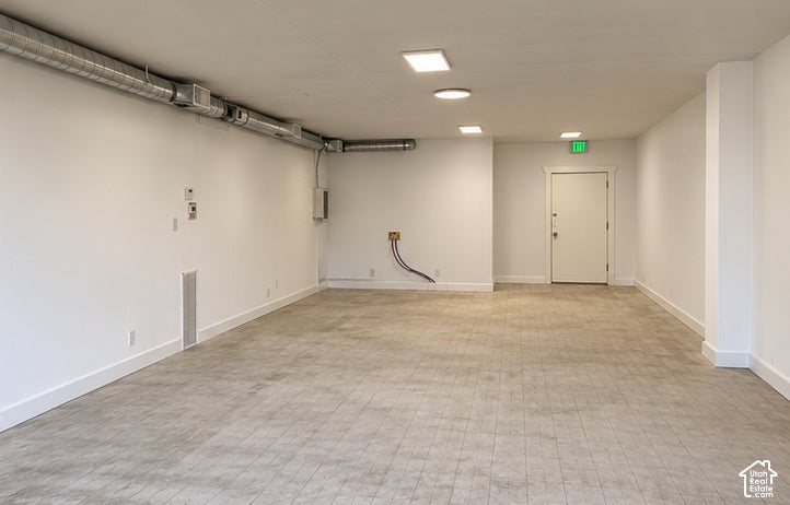 Photo of 25 E KENSINGTON Ave S, Salt Lake City, UT 84115 (MLS # 2192424)