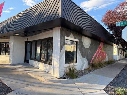 Photo of 25 E KENSINGTON Ave S, Salt Lake City, UT 84115 (MLS # 2192424)