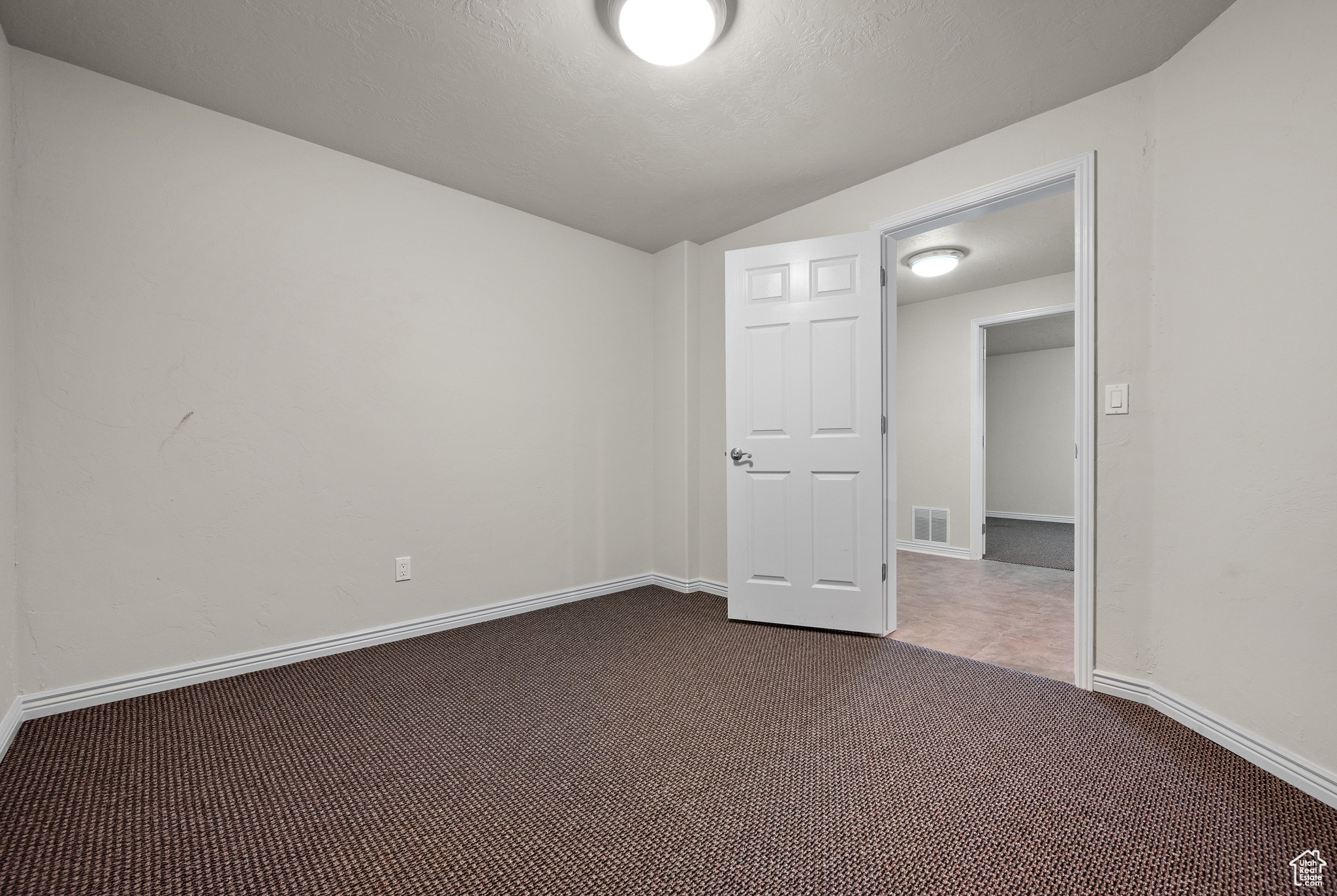 4838 S Brown Villa Cv, Taylorsville, Utah image 35