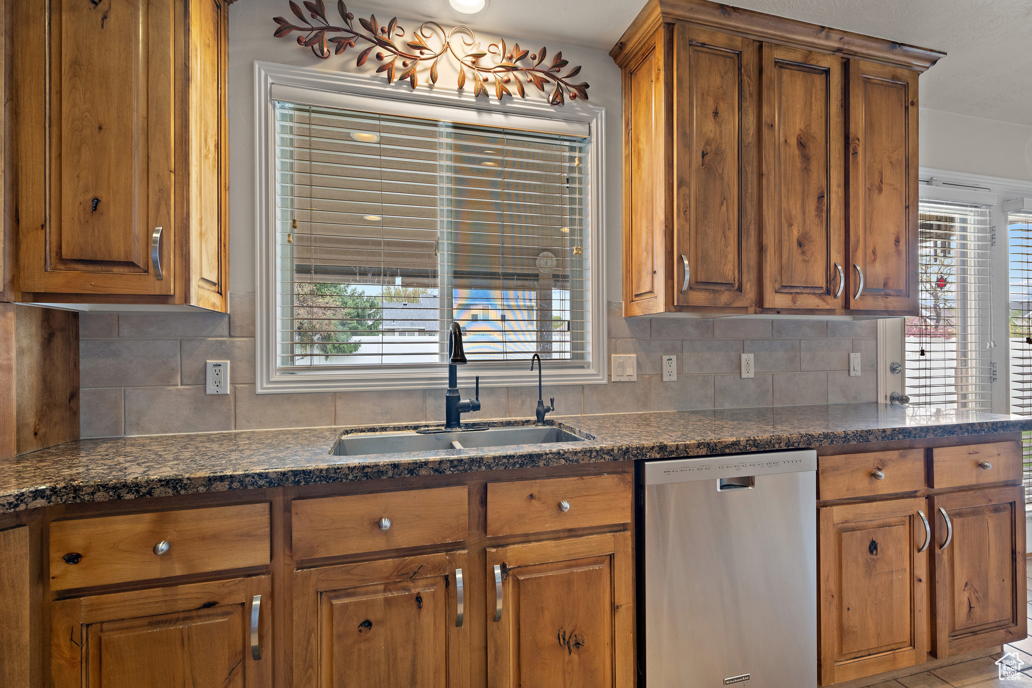 4838 S Brown Villa Cv, Taylorsville, Utah image 5
