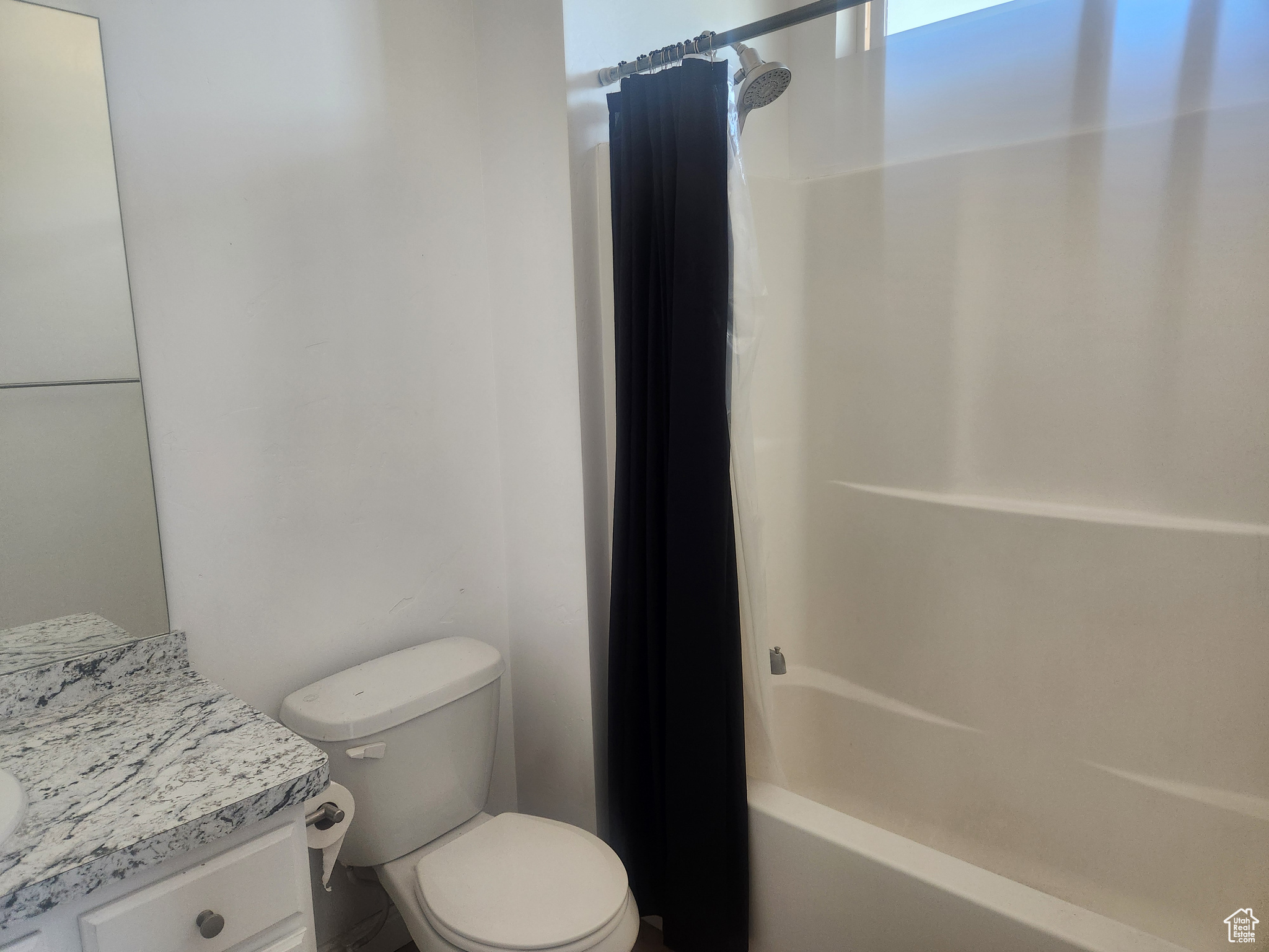 AMBERLEY CONDO - Residential Lease