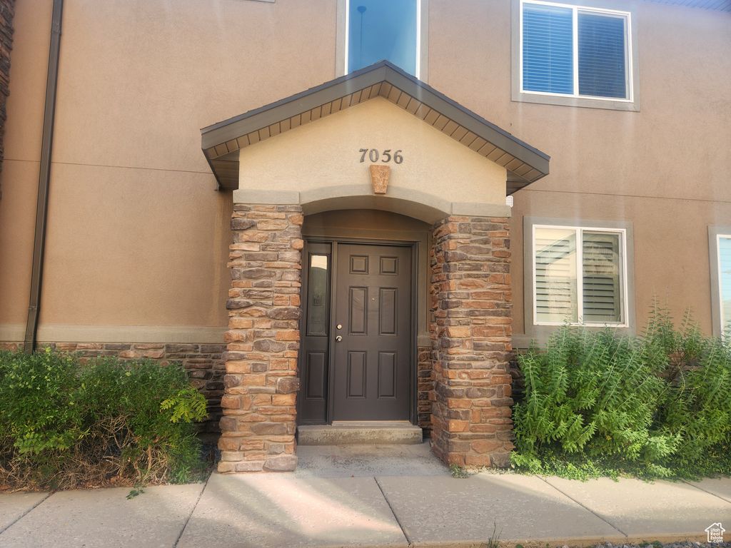 Photo of 7056 S GREENSAND DR, West Jordan, UT 84084 (MLS # 2118416)