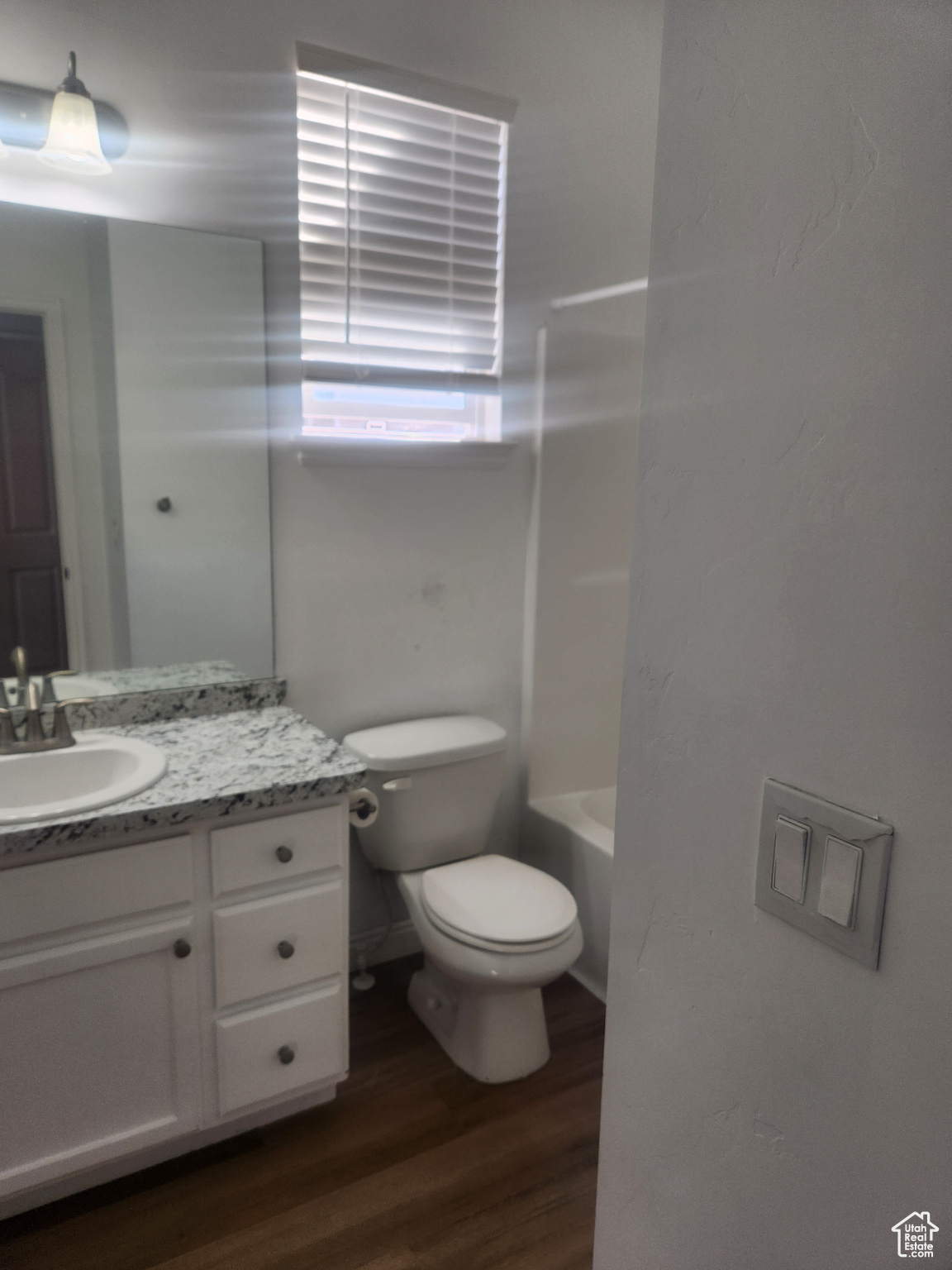 AMBERLEY CONDO - Residential Lease