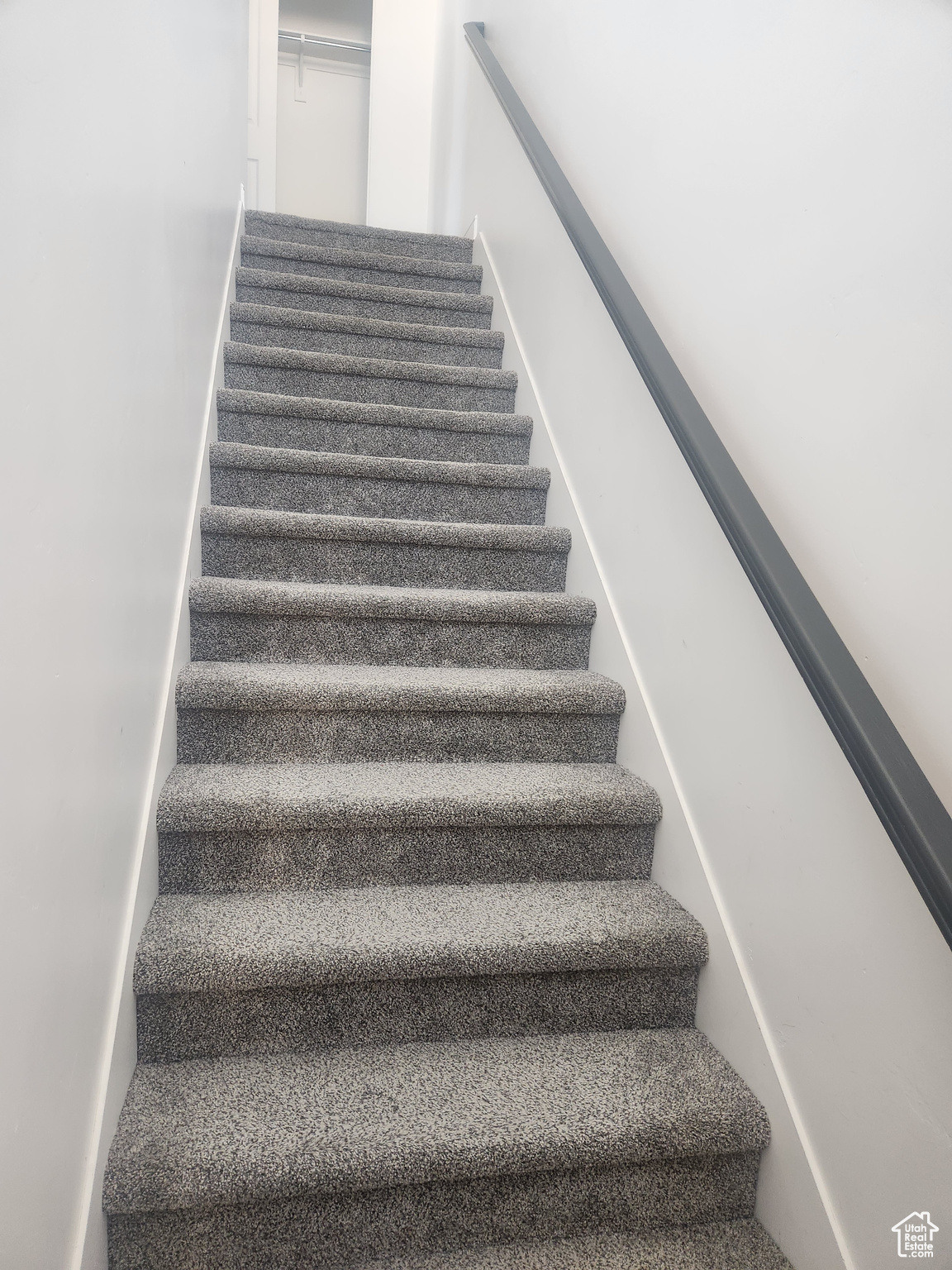 AMBERLEY CONDO - Residential Lease