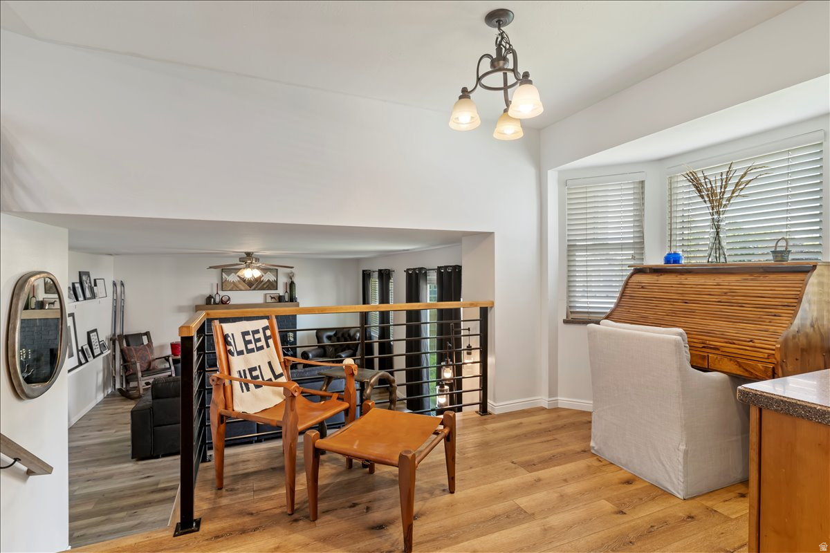 COUNTRY HILLS - Residential