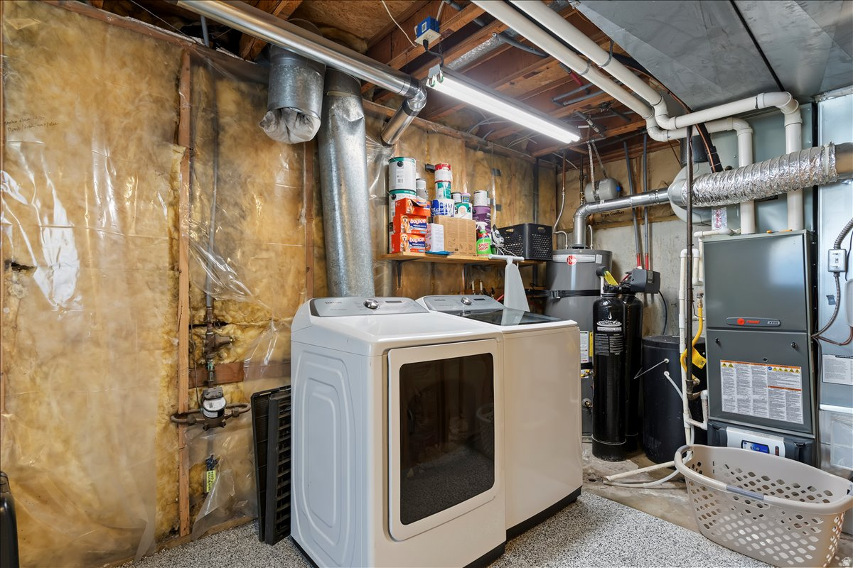 COUNTRY HILLS - Residential