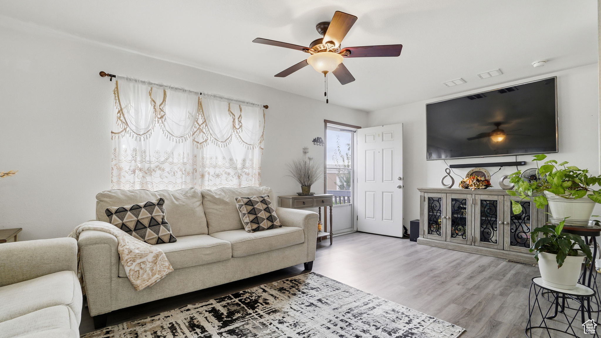 VIKING VILLA - Residential