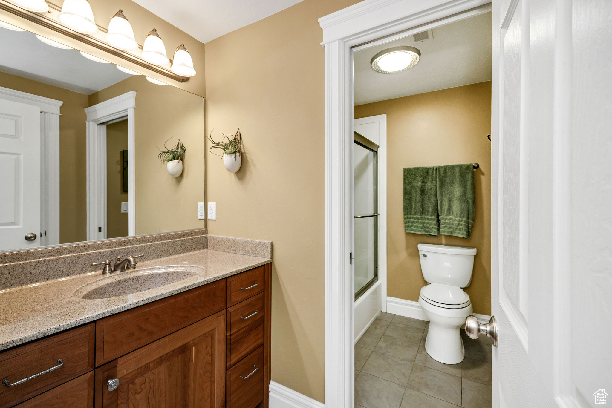 534 E 2000, North Logan, Utah image 38