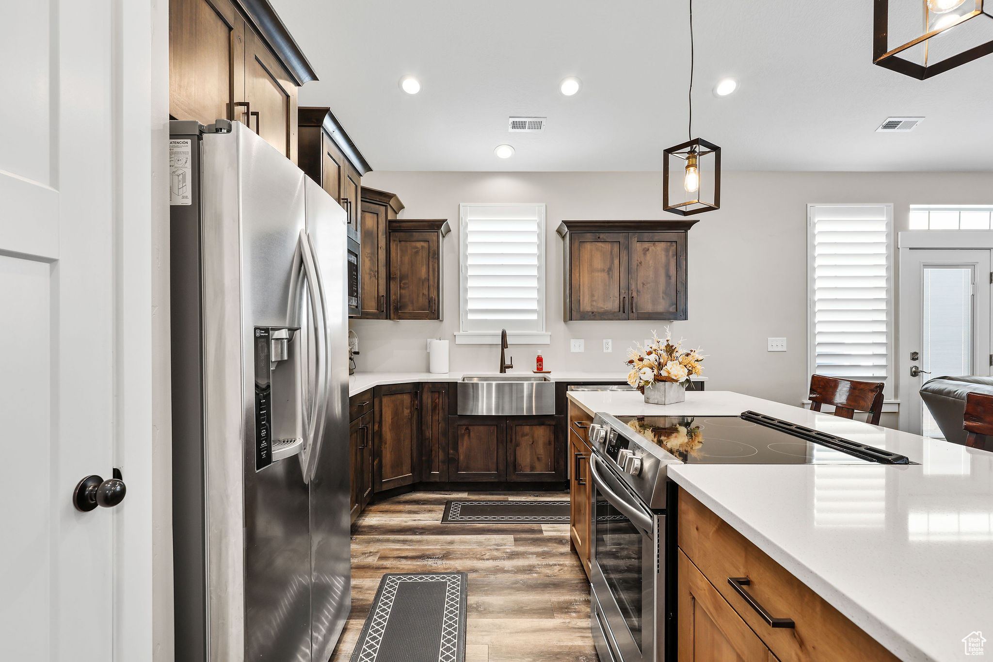 HALCYON ESTATES - Residential
