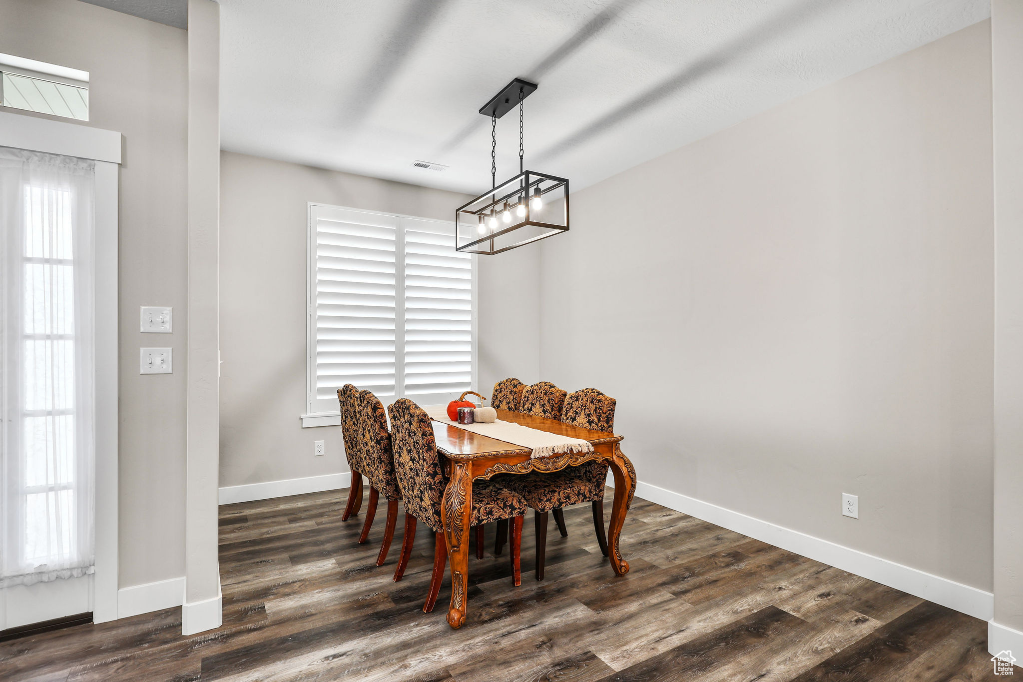 HALCYON ESTATES - Residential