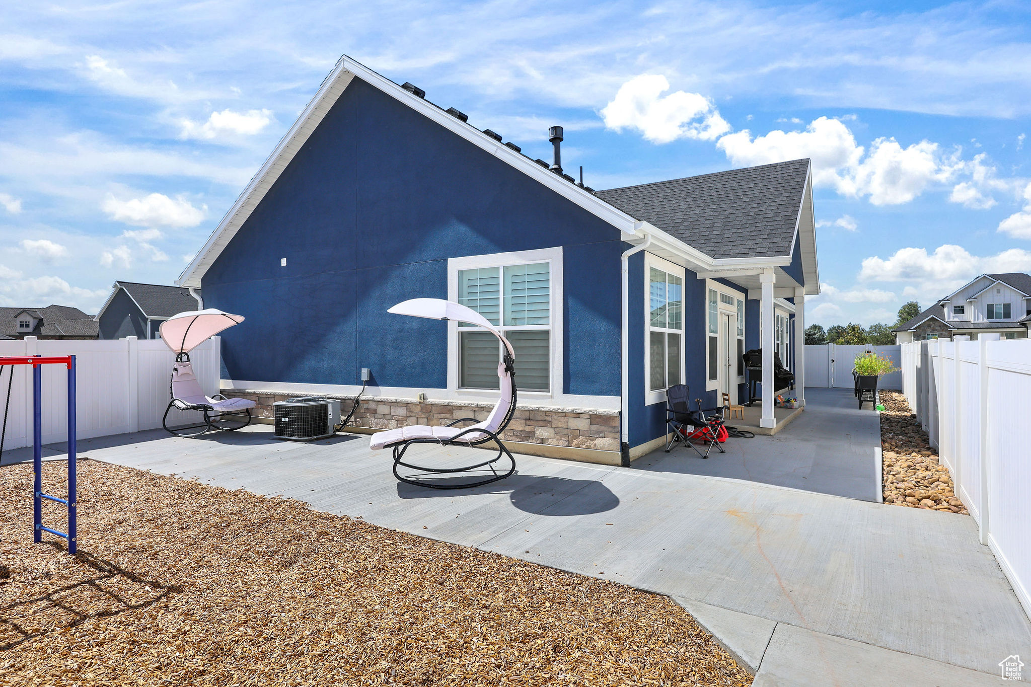 HALCYON ESTATES - Residential