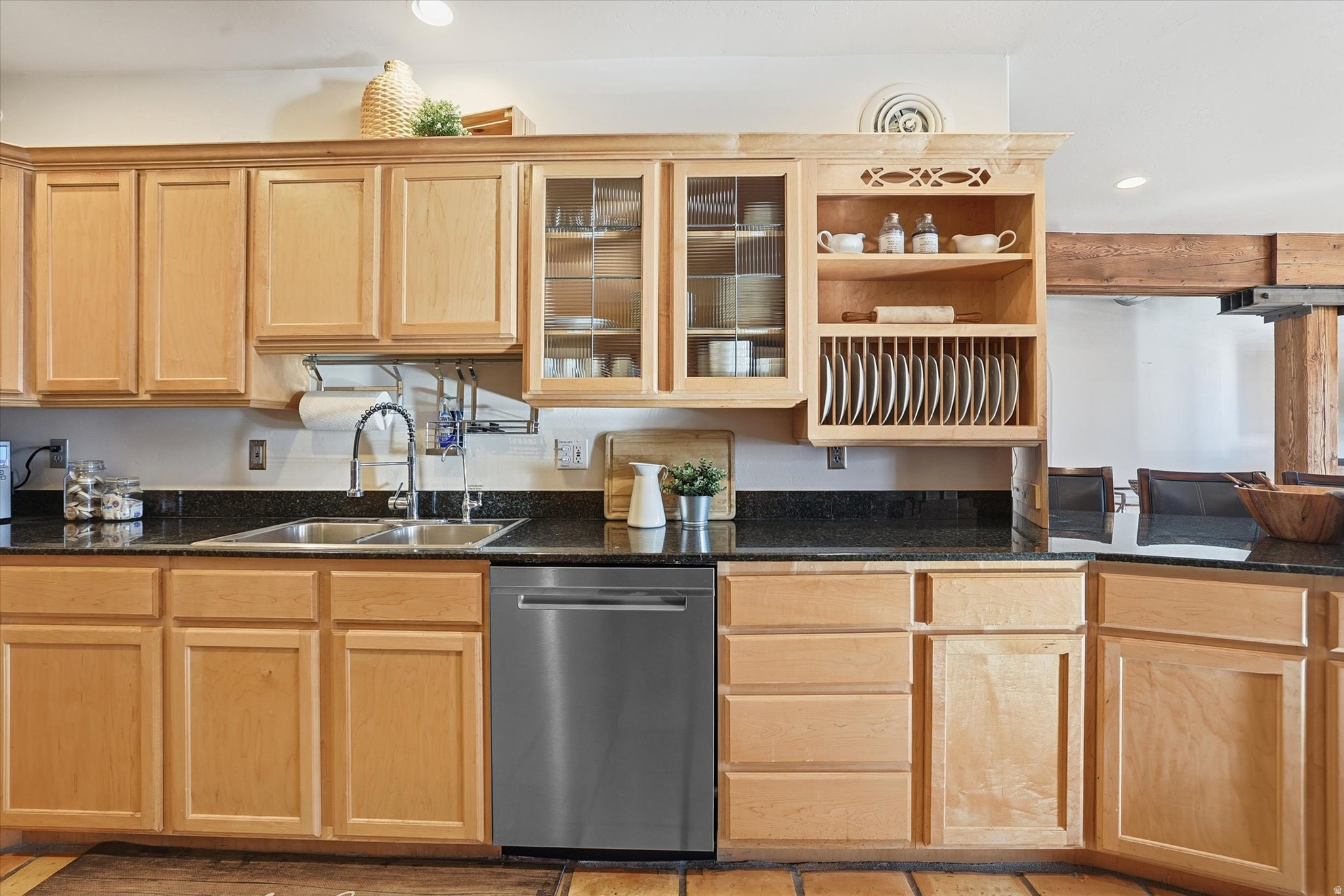 WAREHOUSE DISTRICT CONDOMINIUMS - Residential