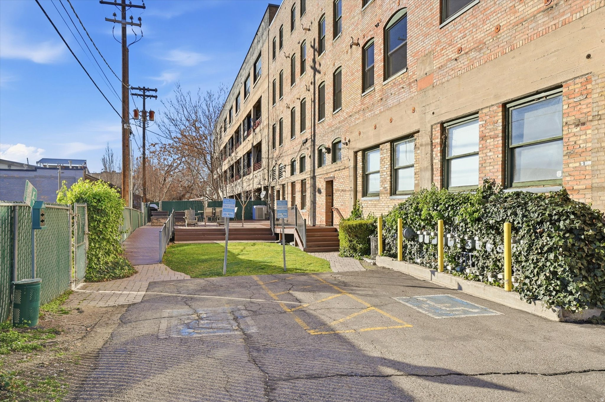 WAREHOUSE DISTRICT CONDOMINIUMS - Residential