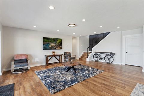 Tiny photo for 6260 E HAWKS LN, Huntsville, UT 84317 (MLS # 2122127)