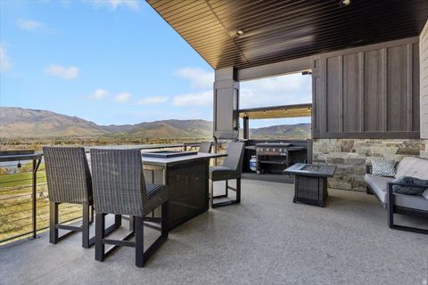 Tiny photo for 6260 E HAWKS LN, Huntsville, UT 84317 (MLS # 2122127)