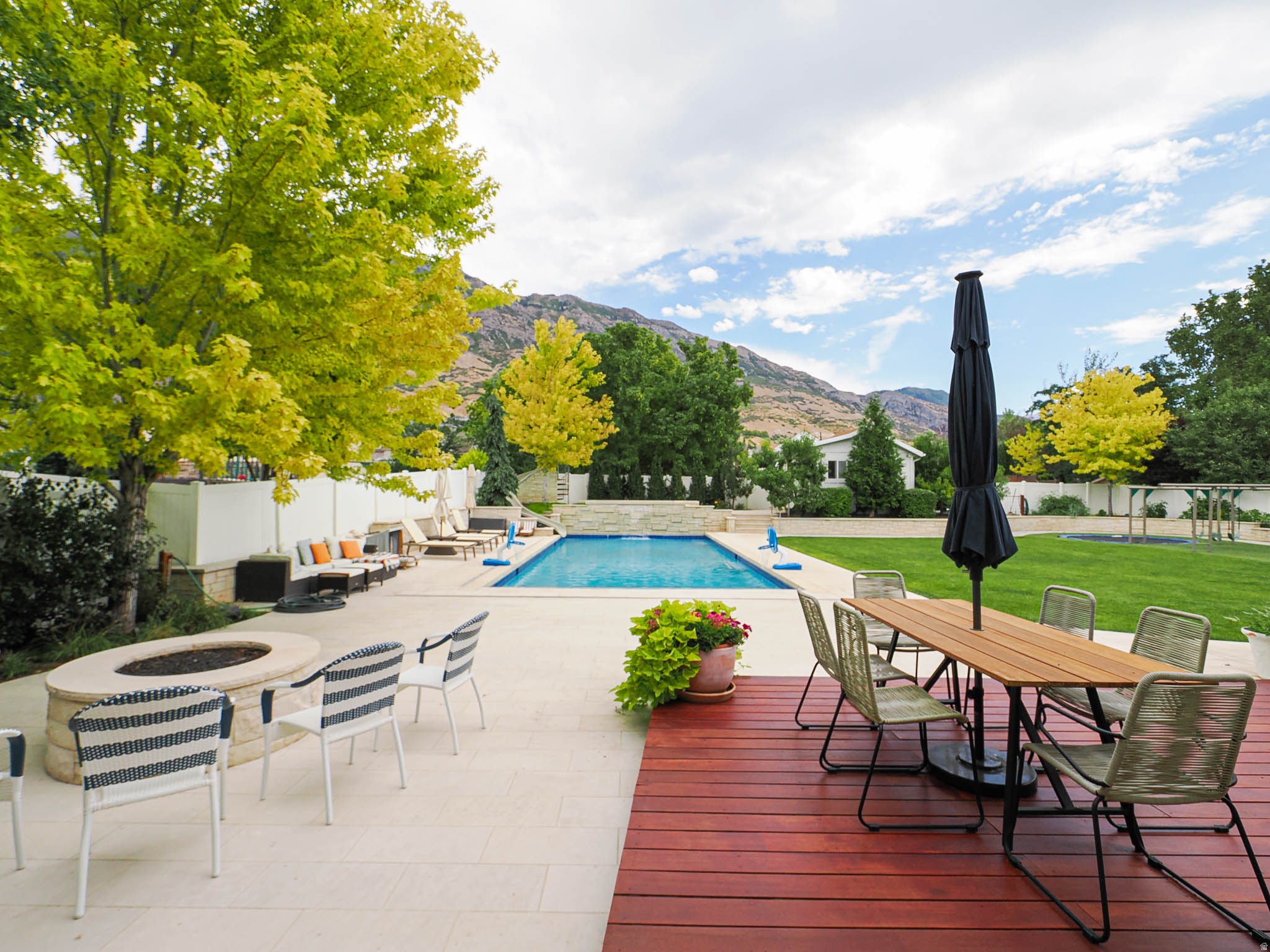 CANYON BROOK ESTATES - Residential