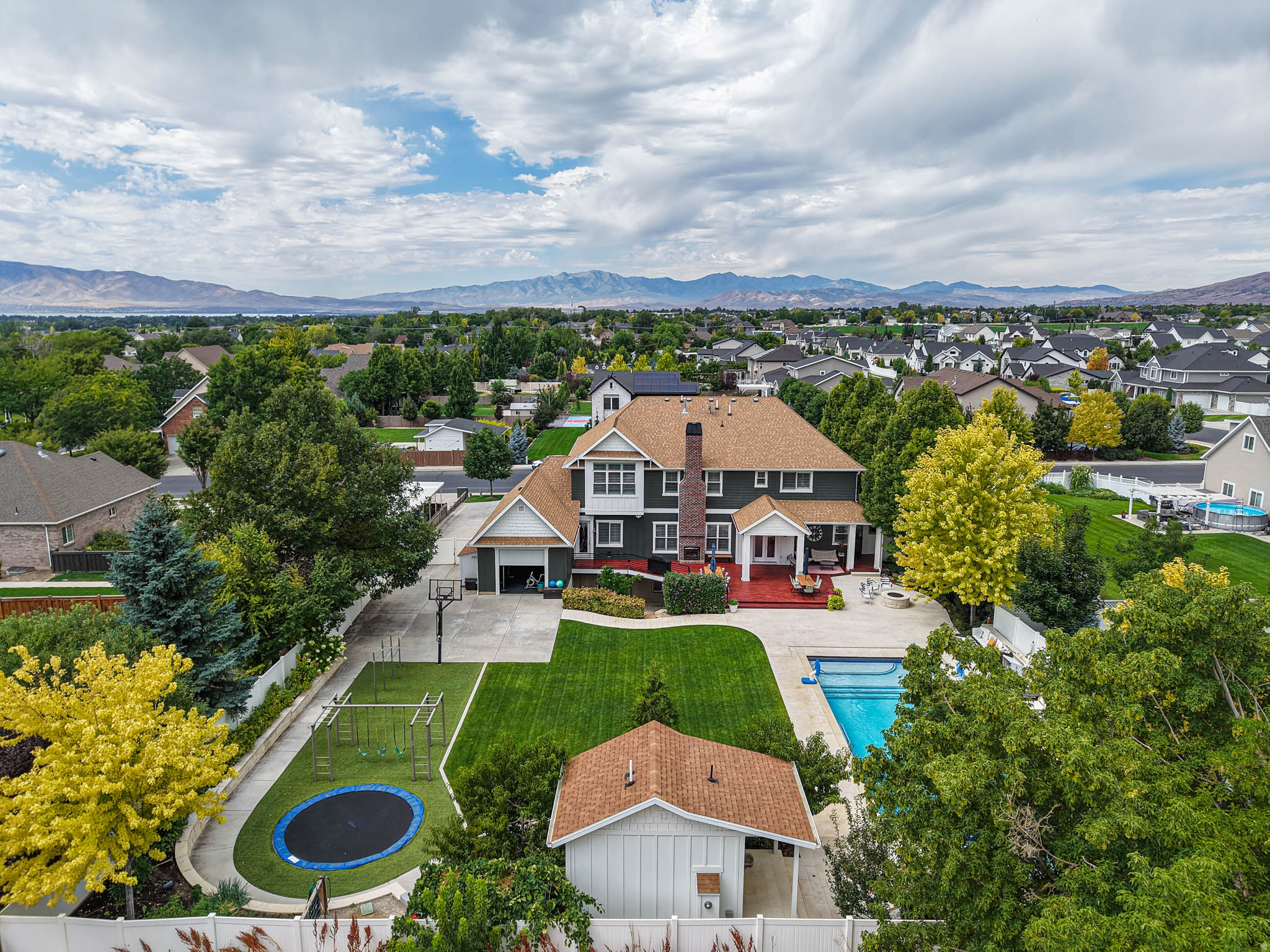 CANYON BROOK ESTATES - Residential