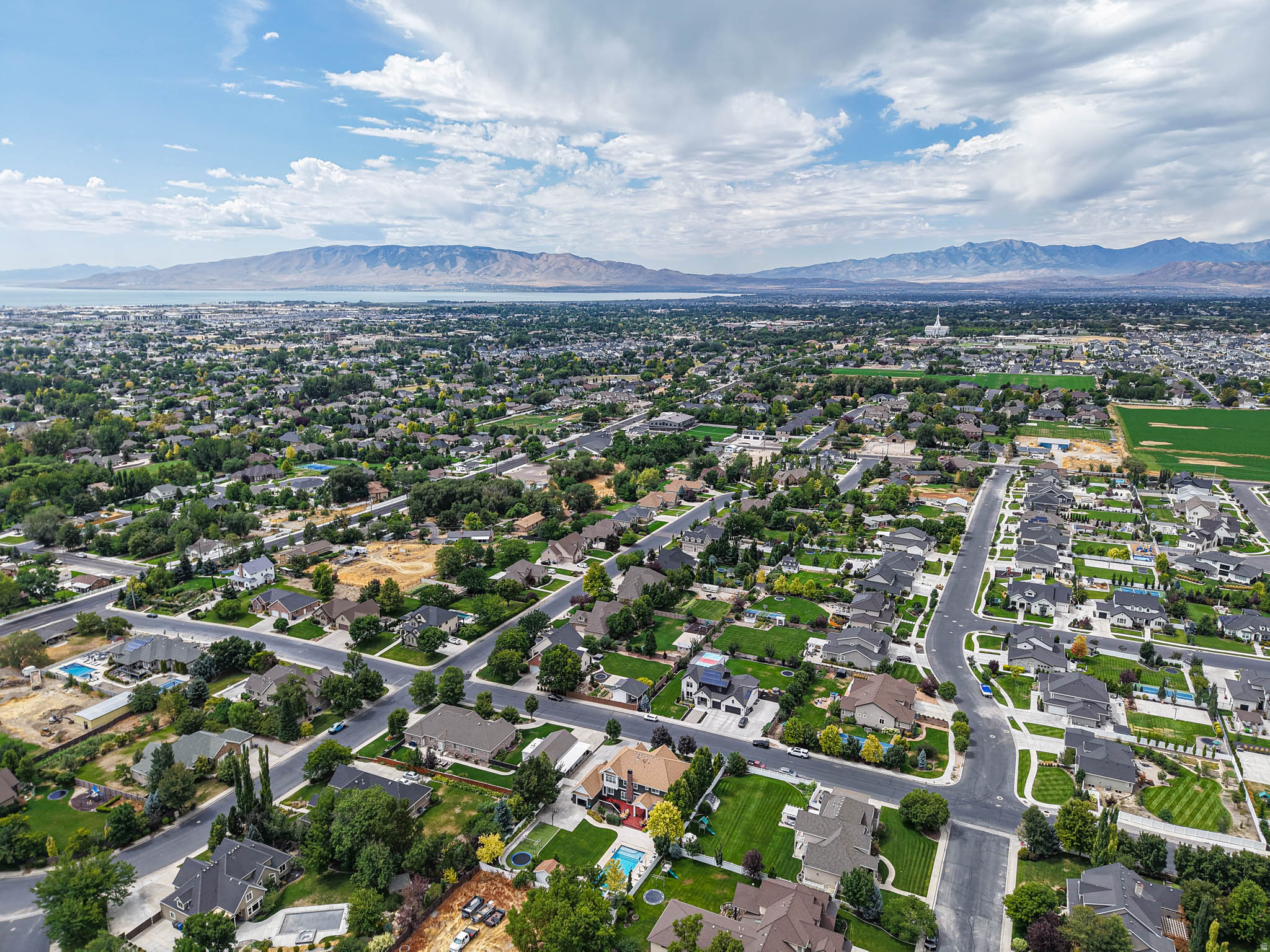 CANYON BROOK ESTATES - Residential