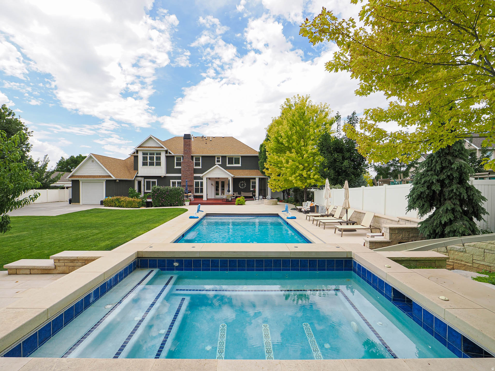 CANYON BROOK ESTATES - Residential