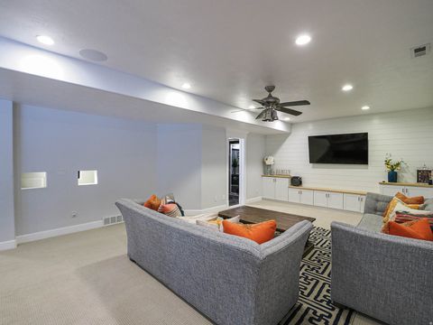 Tiny photo for 2832 N 550 W, Pleasant Grove, UT 84062 (MLS # 2147526)