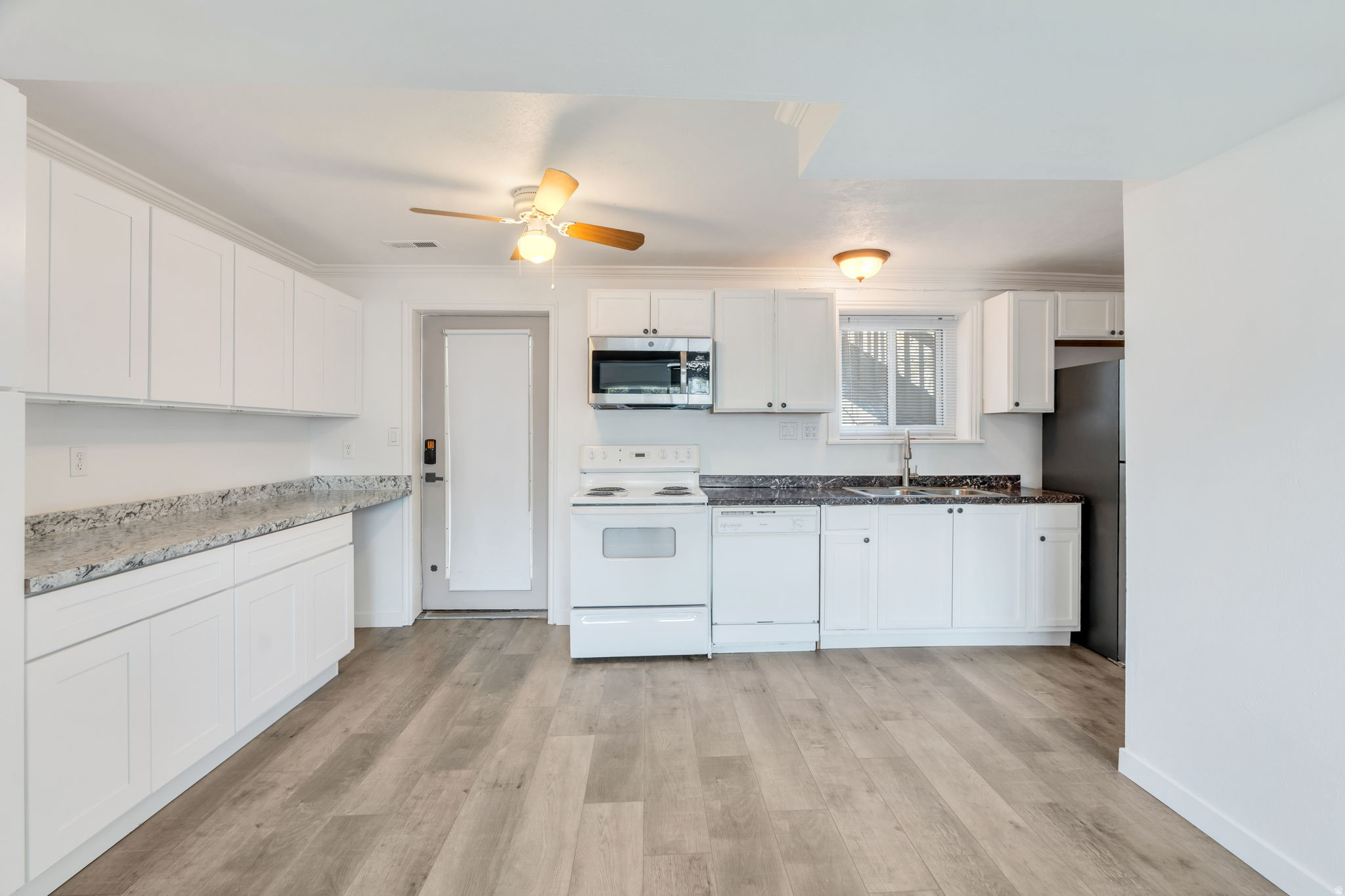 CENTURY ESTATES - Residential