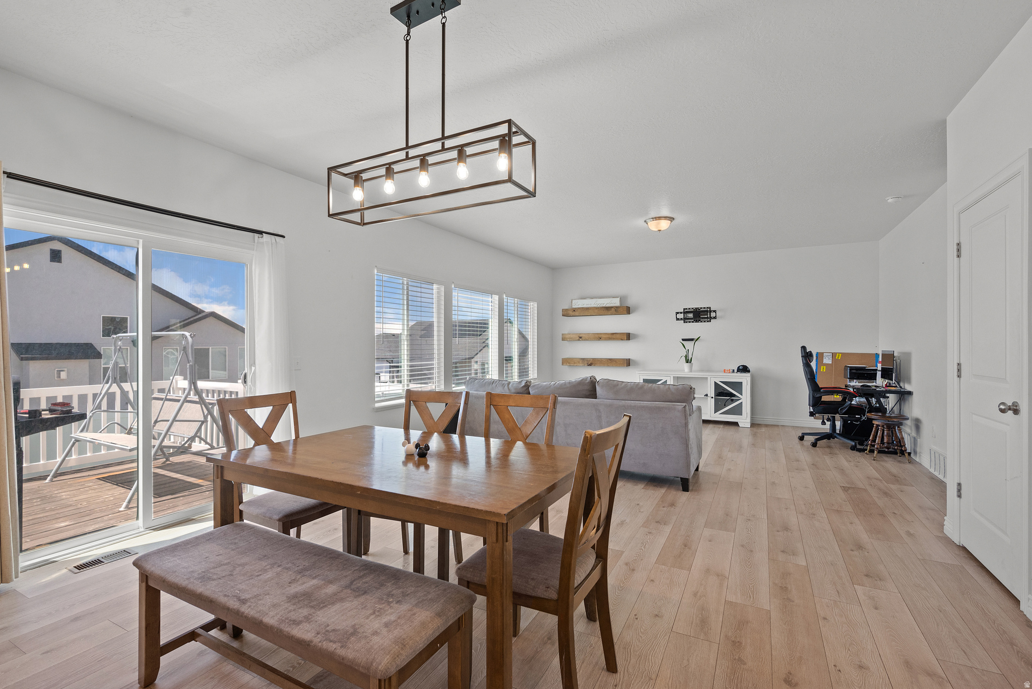 SUNSET ESTATES - Residential