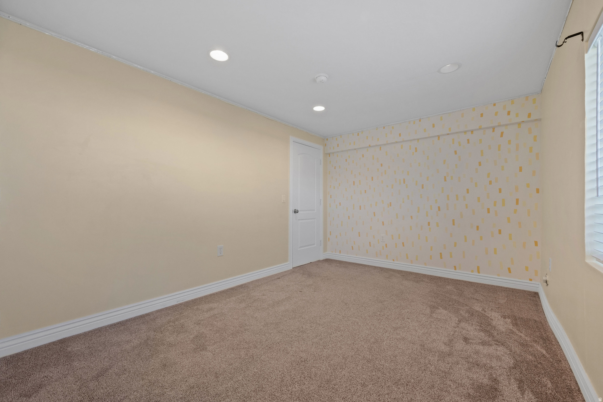 SUNSET ESTATES - Residential