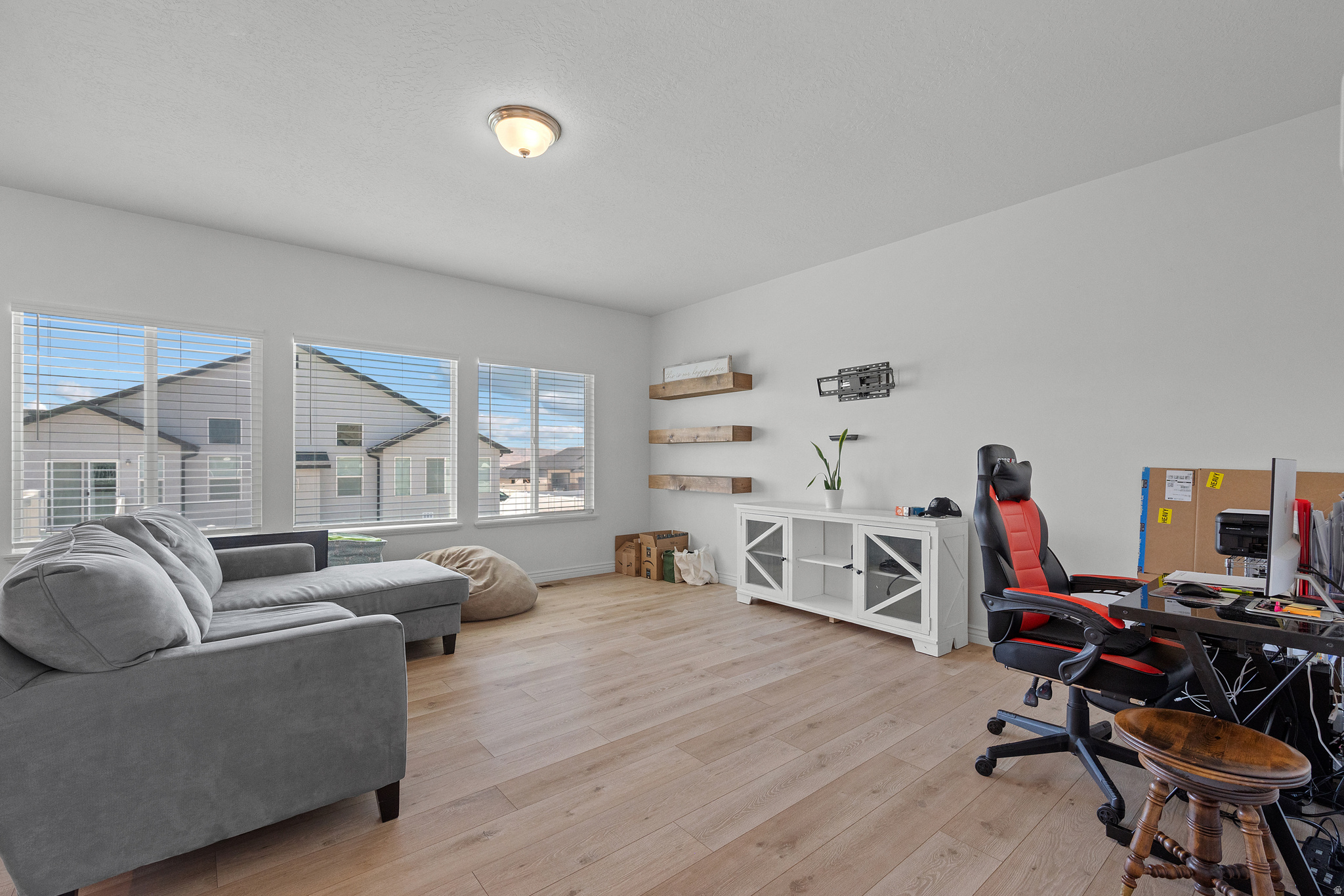 SUNSET ESTATES - Residential