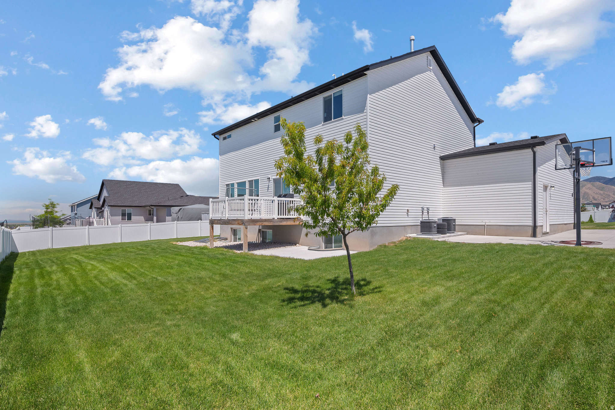 SUNSET ESTATES - Residential