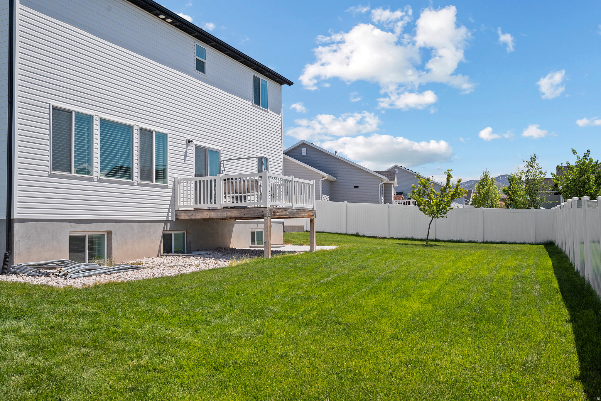 SUNSET ESTATES - Residential