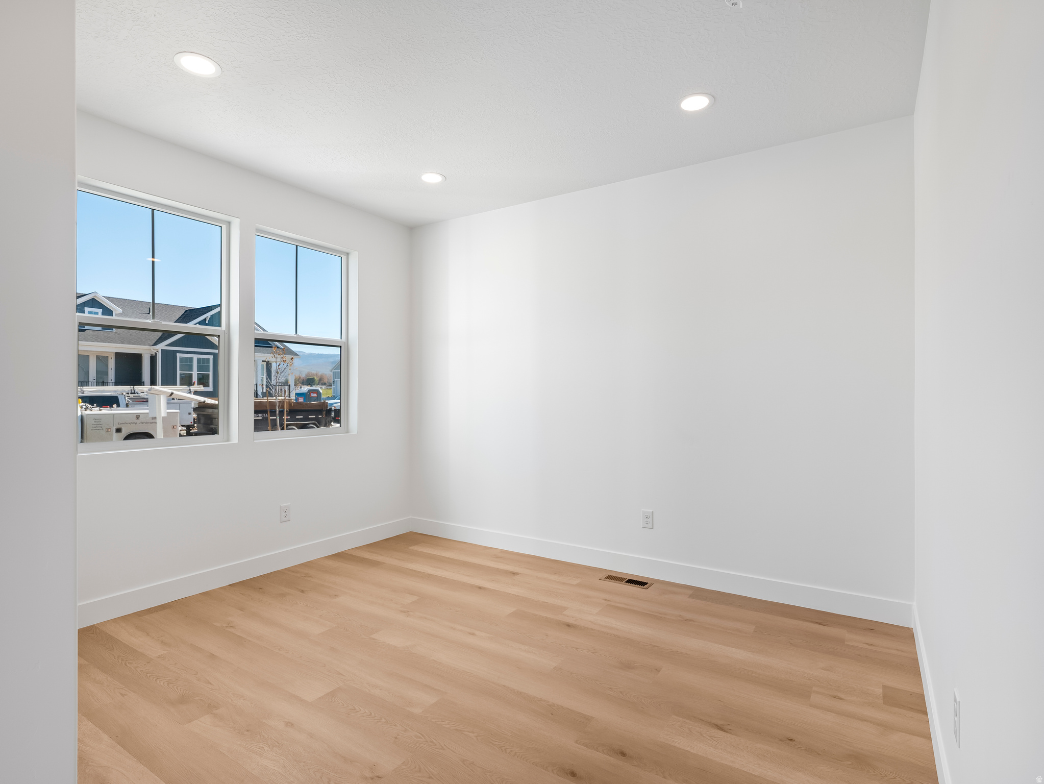 SAWMILL - Residential