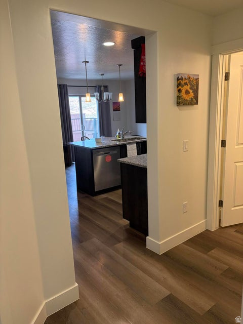 DESERT BLUFF AT DESERT CANYONS TOWNHOMES - Residential