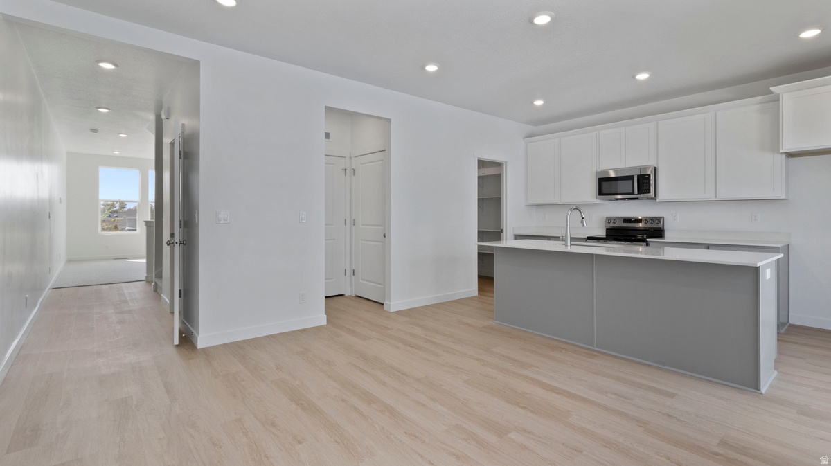 TRAILSIDE - Residential