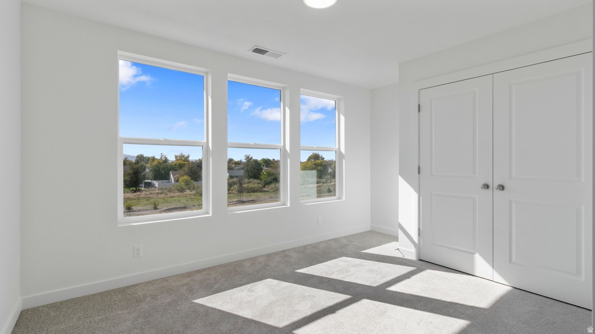 TRAILSIDE - Residential