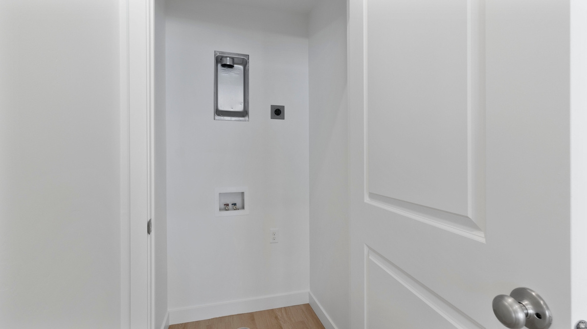 TRAILSIDE - Residential