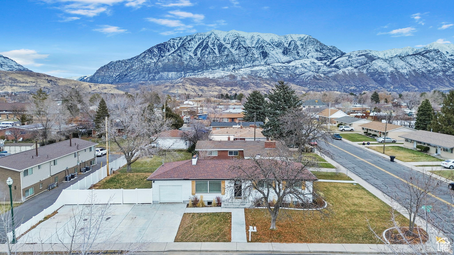 VU-MONT - Residential Income