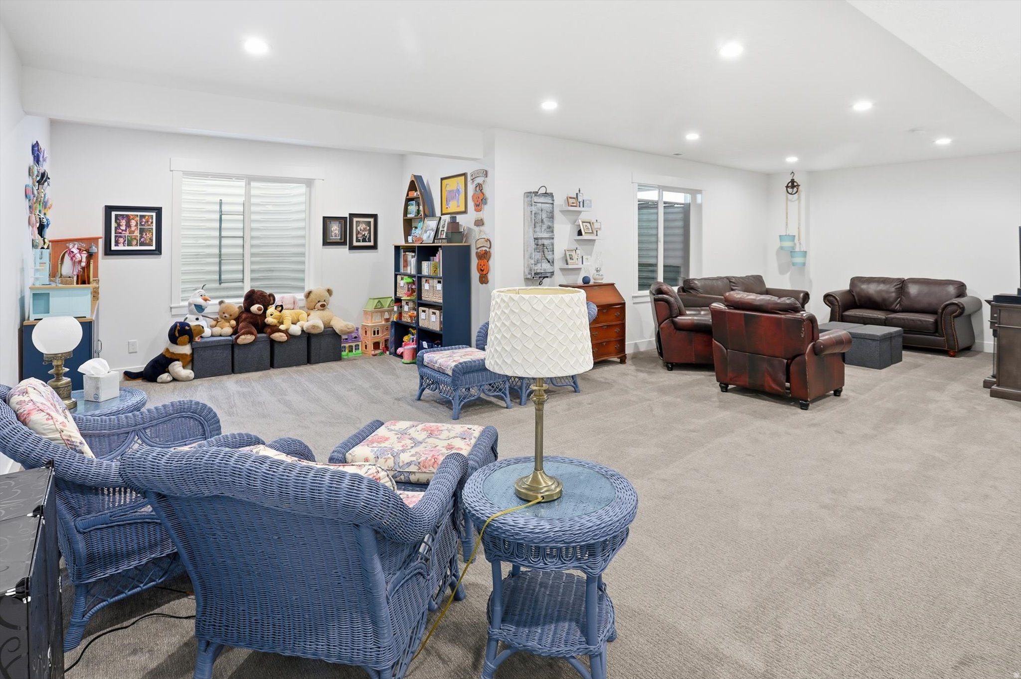 BEACON POINTE - Residential