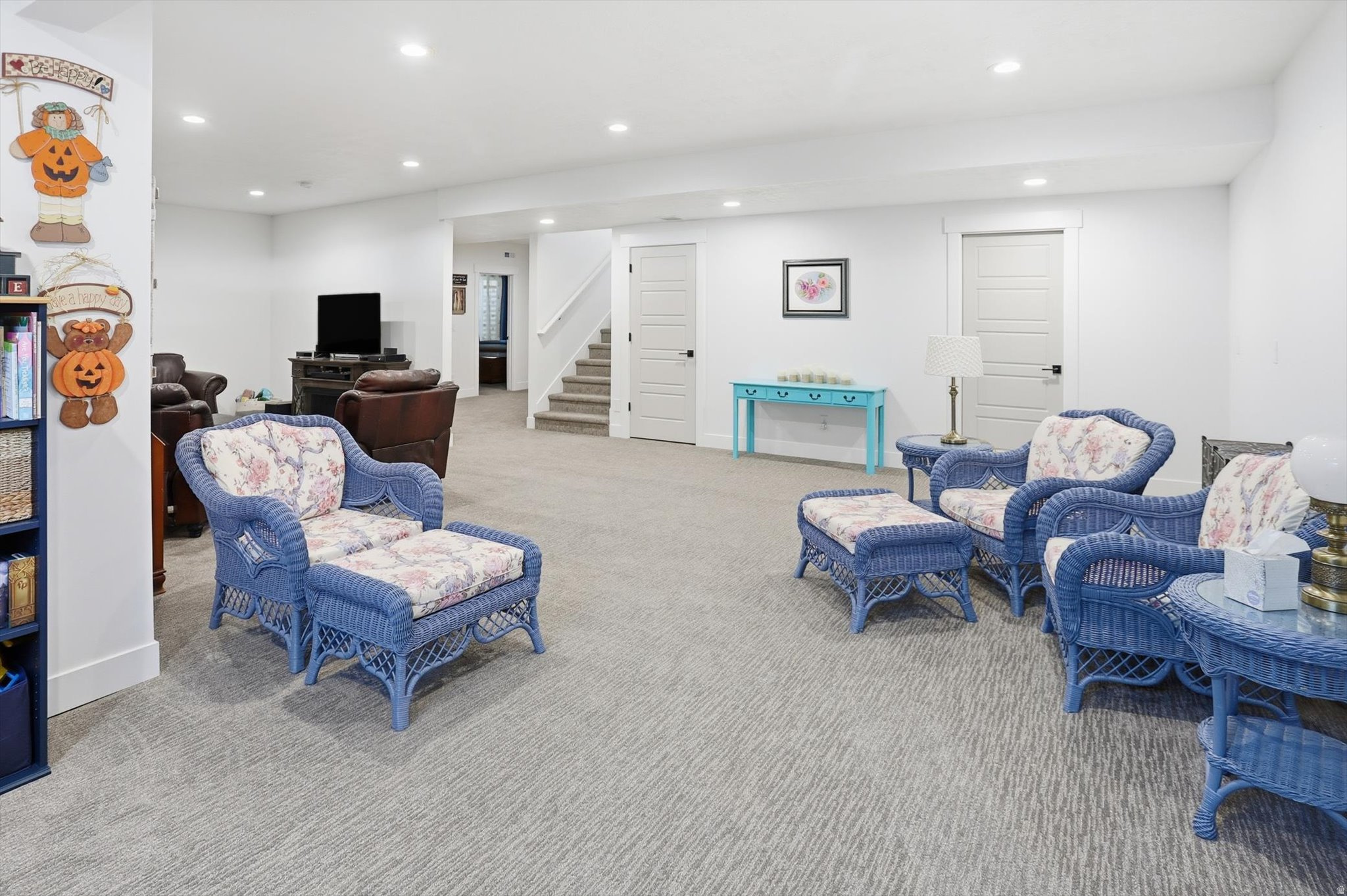 BEACON POINTE - Residential