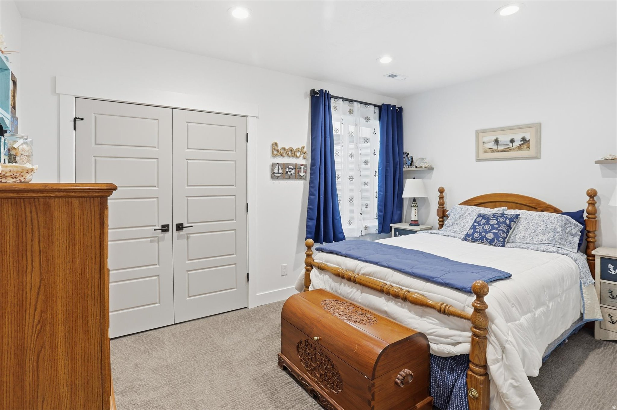 BEACON POINTE - Residential