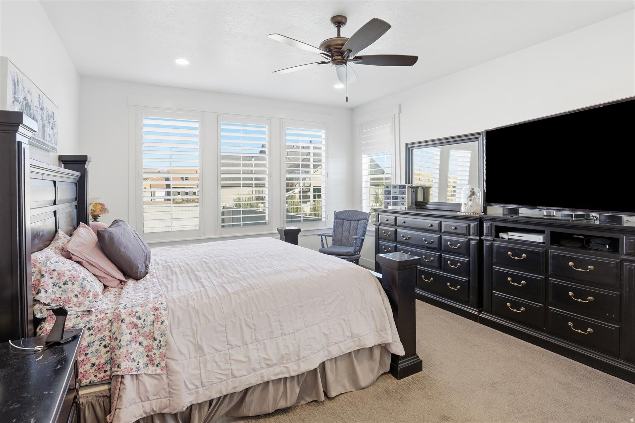 BEACON POINTE - Residential