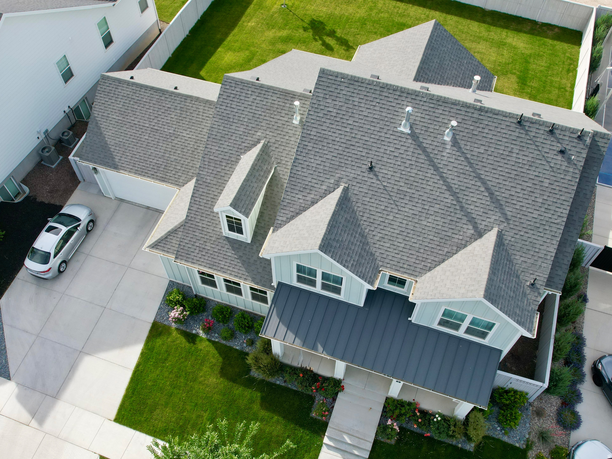 BEACON POINTE - Residential