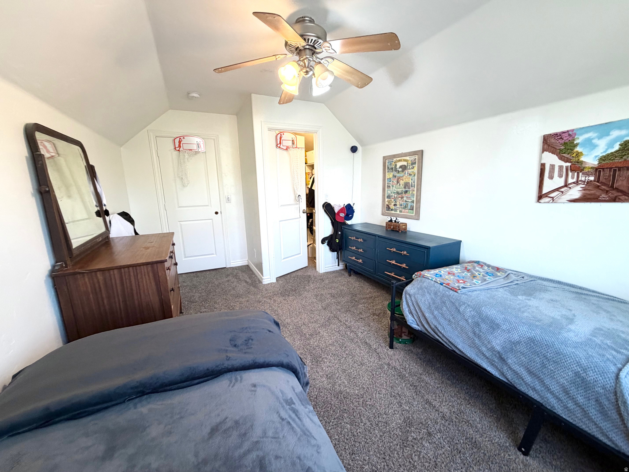 LOCUST AVE ESTATES - Residential