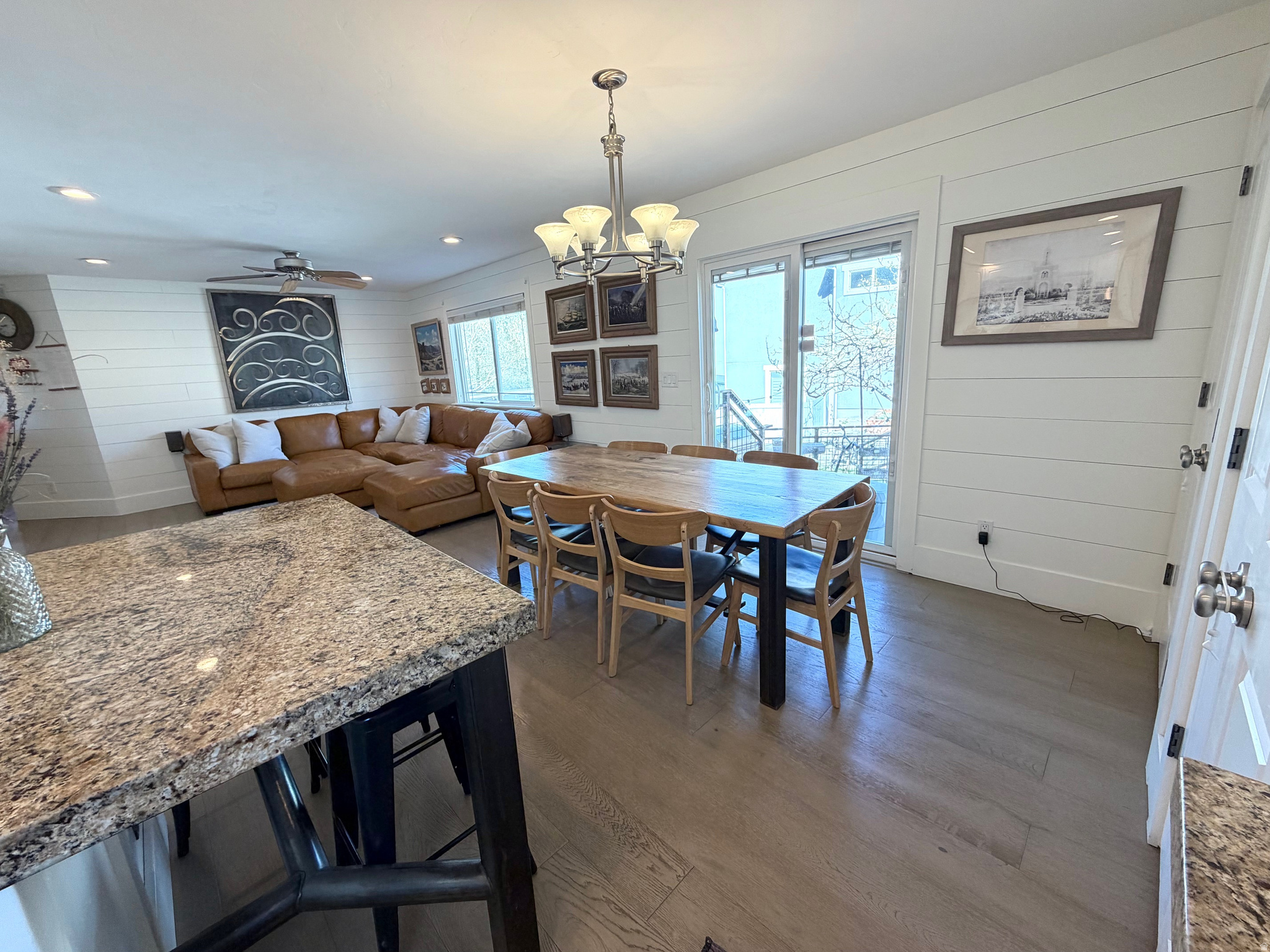 LOCUST AVE ESTATES - Residential