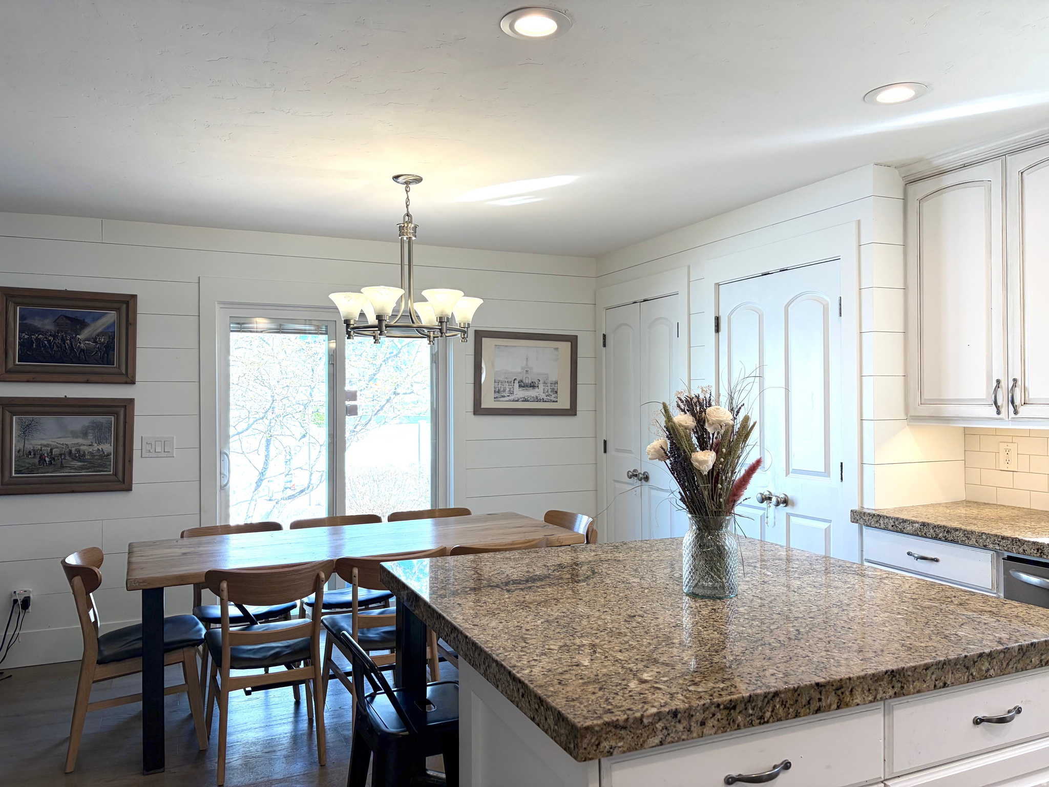 LOCUST AVE ESTATES - Residential