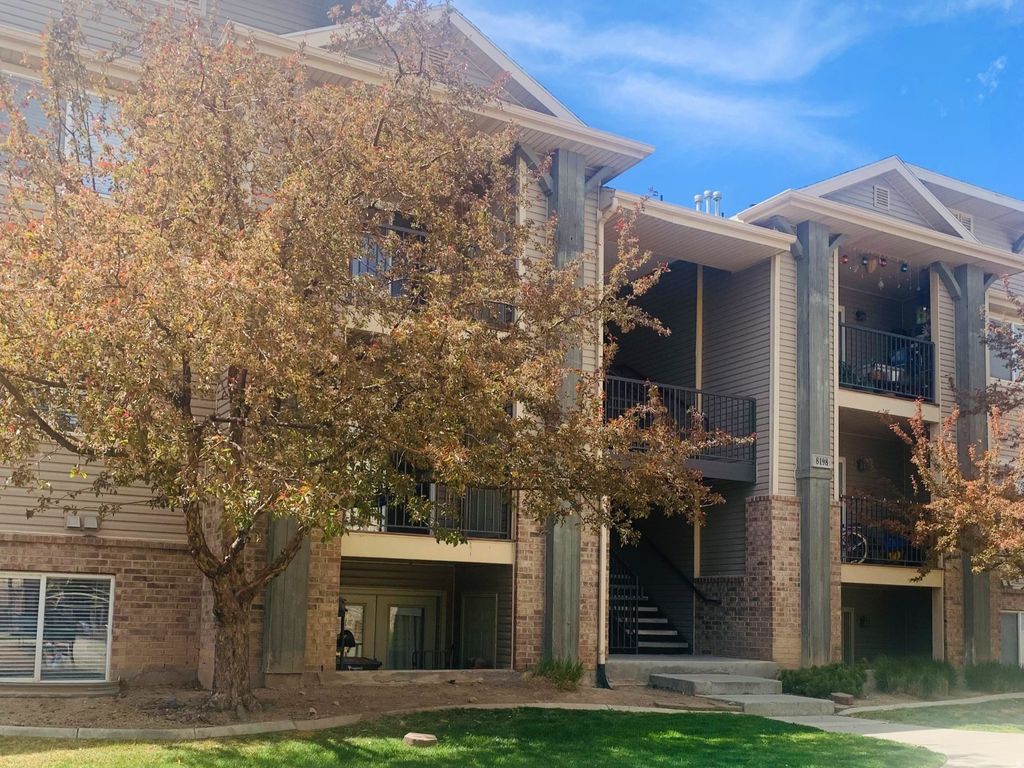 Photo of 8198 N CEDAR SPRINGS RD E #APT 5, Eagle Mountain, UT 84005 (MLS # 2153402)