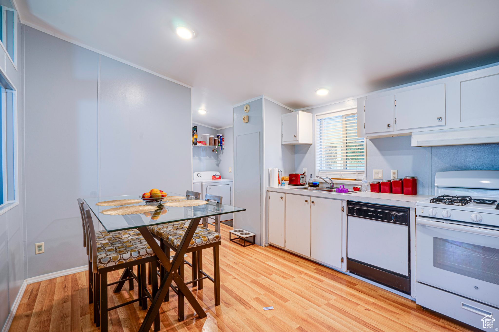 MEADOWBROOK - Residential