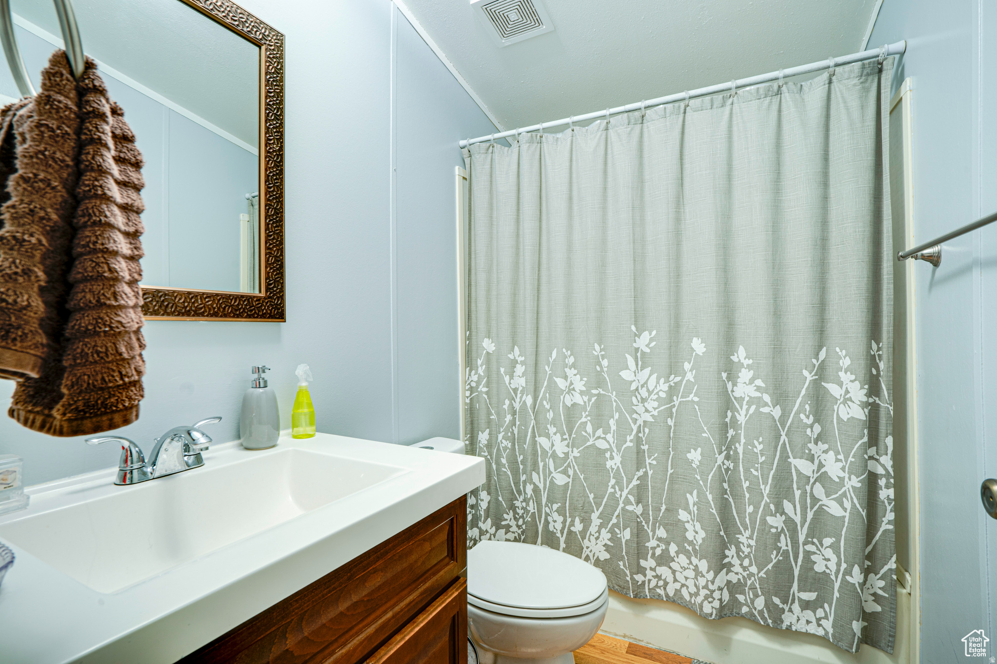 MEADOWBROOK - Residential